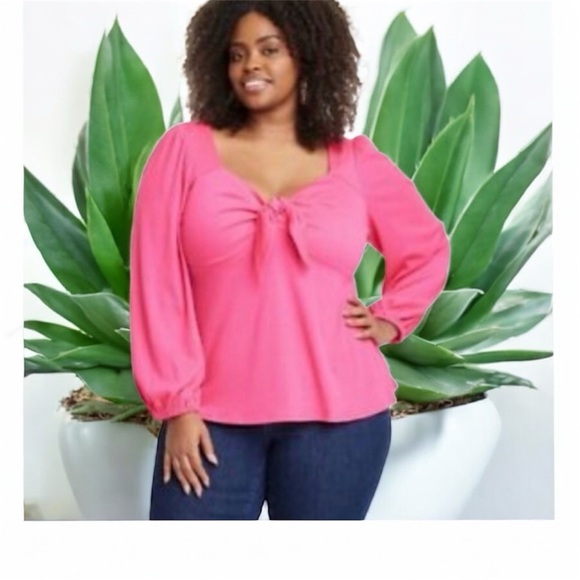 BUNDLE: Ava & Viv Pink, White, and Blue Blouses - Picture 2 of 8